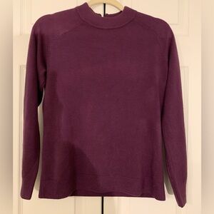 Nouveaux Plum  Crew Neck Lightweight Women’s Sweater PM Has Zipper In The Back